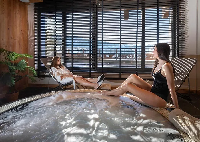 Cullinan By Les Etincelles Alpstuga *