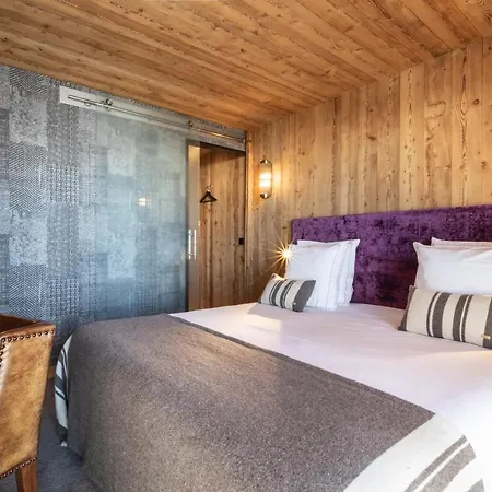 Carte Blanche Cullinan Chalet Val Thorens